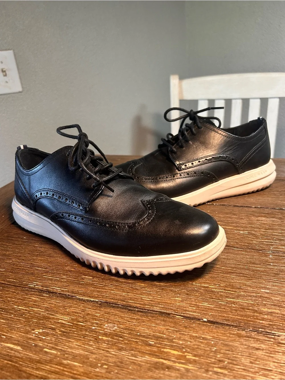 N/A black leather